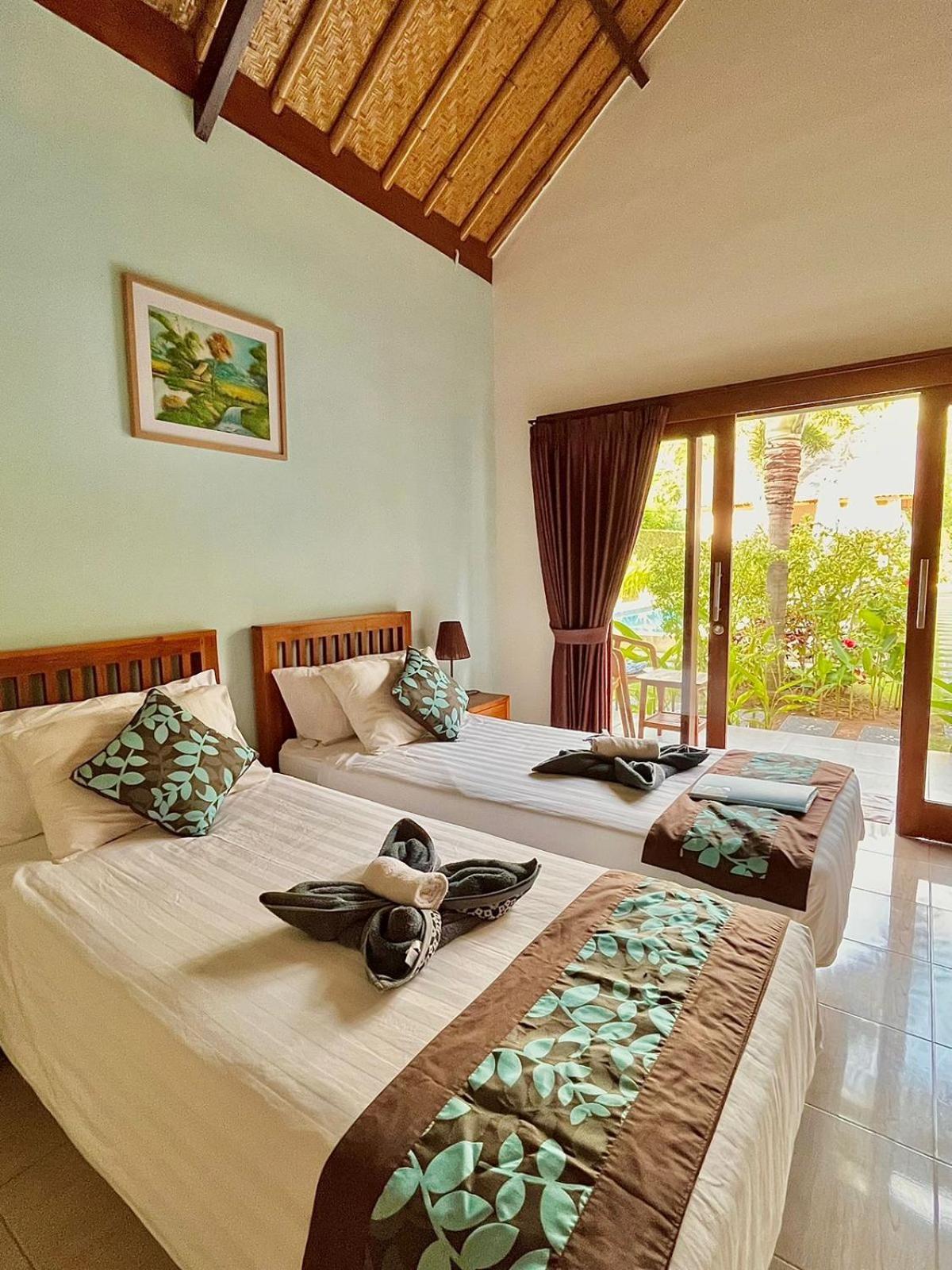 Cozy Cottages Lombok Senggigi Exterior photo