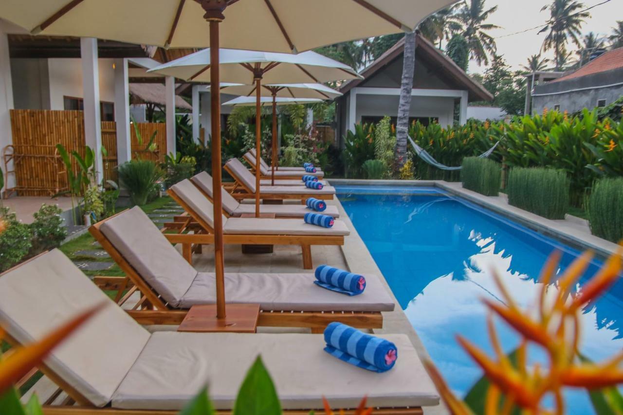 Cozy Cottages Lombok Senggigi Exterior photo