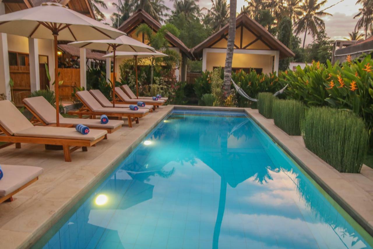 Cozy Cottages Lombok Senggigi Exterior photo