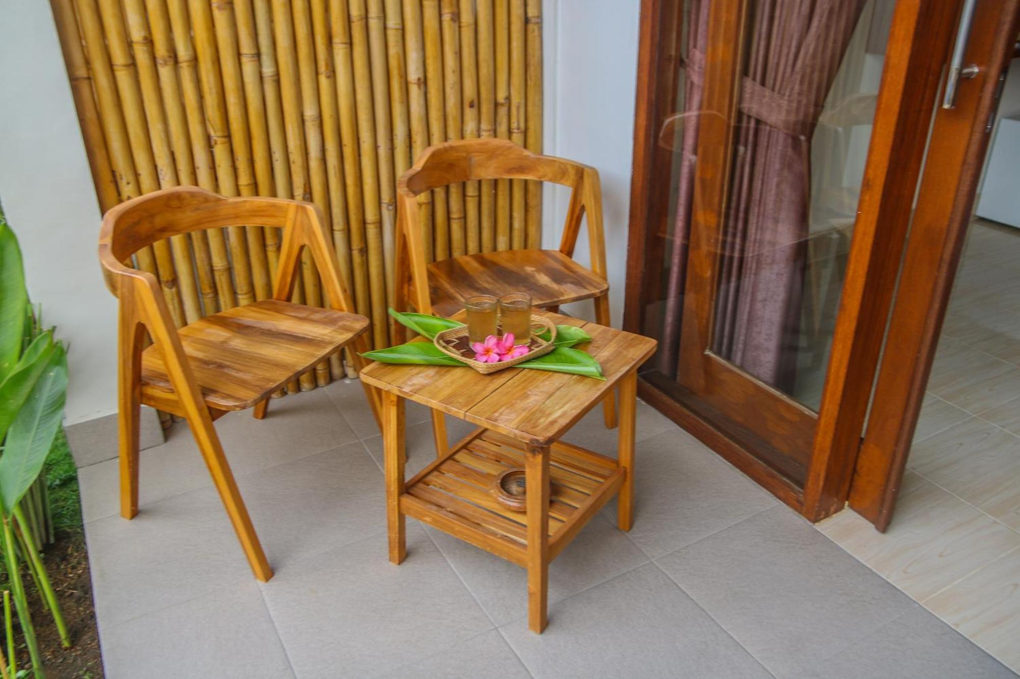Cozy Cottages Lombok Senggigi Exterior photo